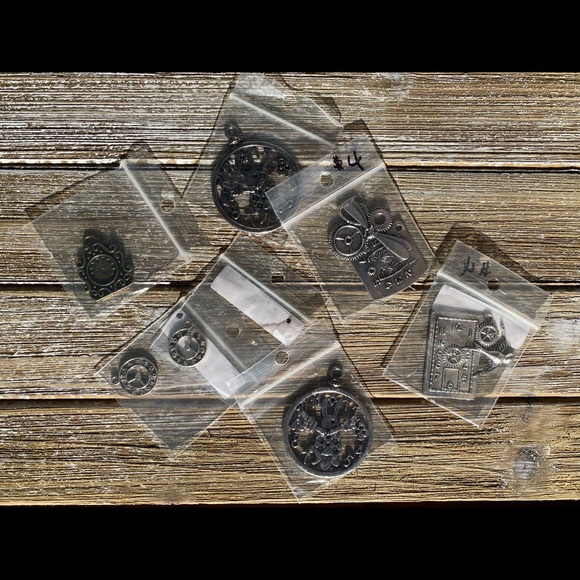 Clocks Charms Findings - Picture 6 of 8